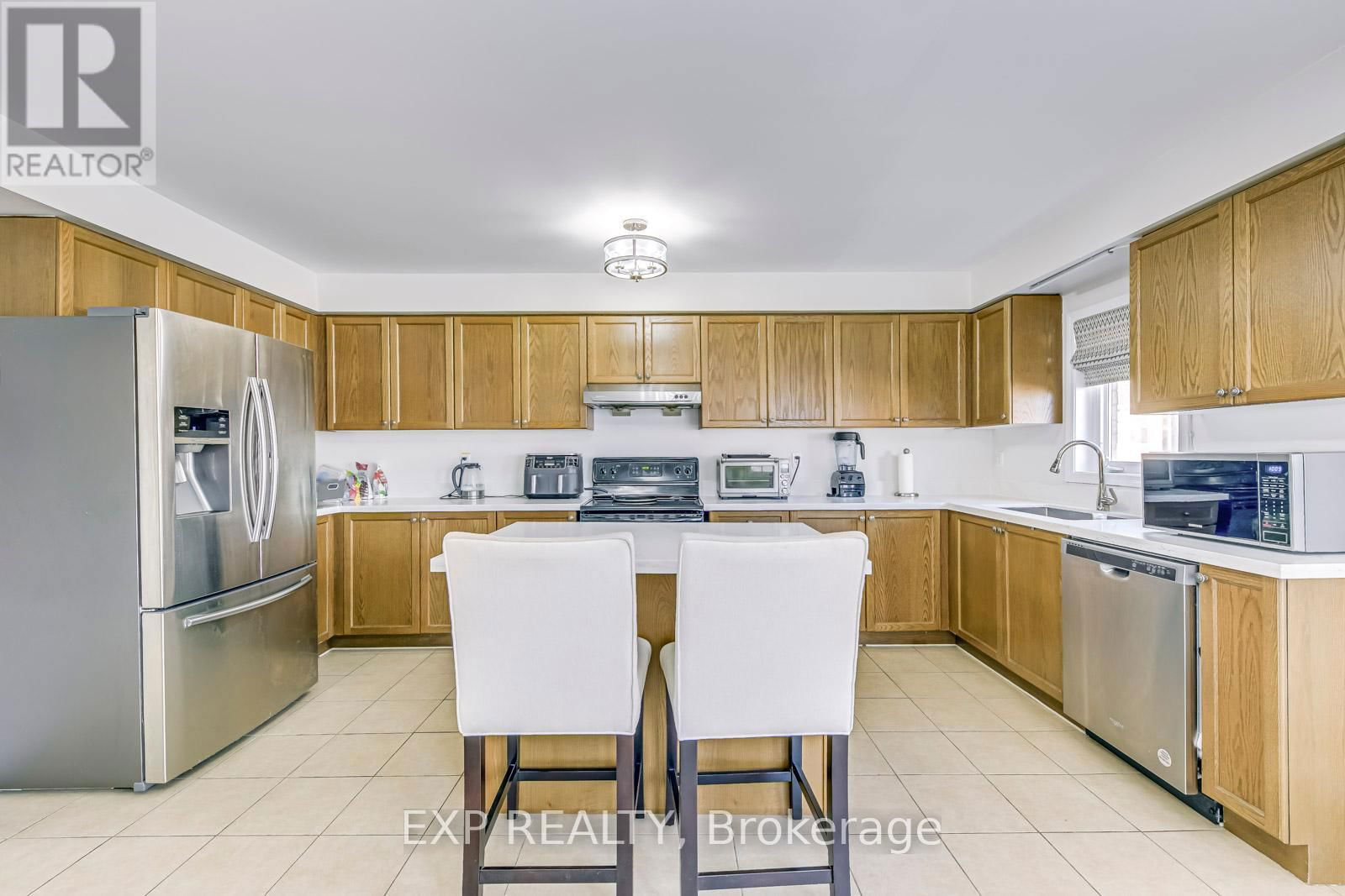 751 CANDLESTICK CIRCLE Image 9