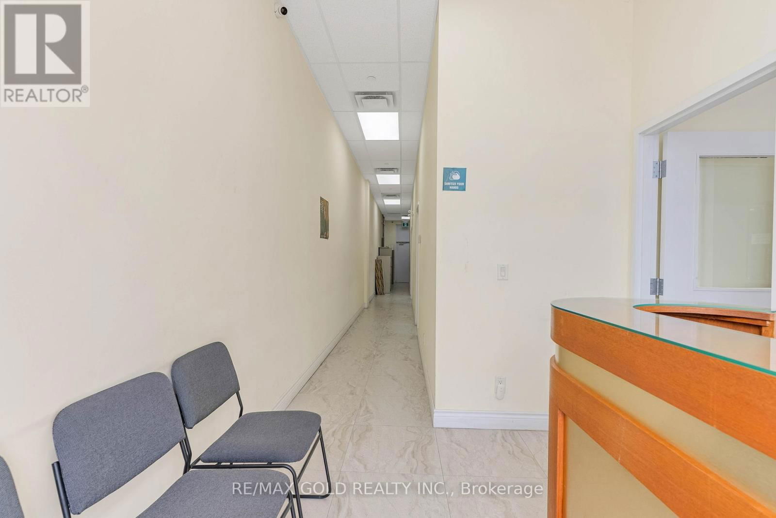 11 - 2710 NORTH PARK DRIVE Image 3