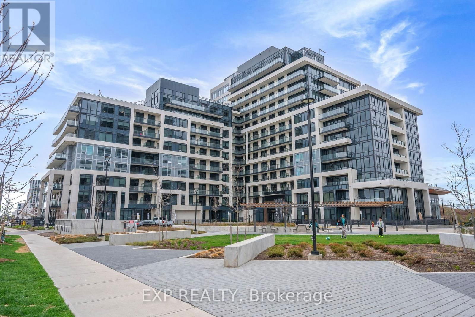 327 - 3200 WILLIAM COLTSON AVENUE Image 21