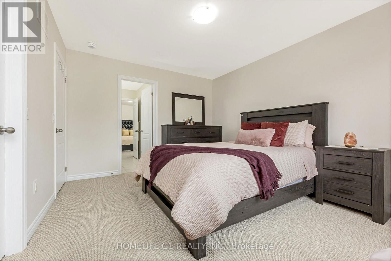 9 BRETHBY STREET Image 25