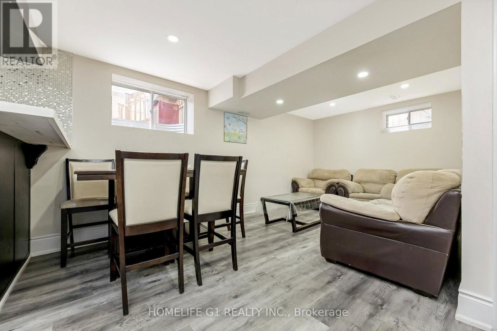 9 BRETHBY STREET Image 34