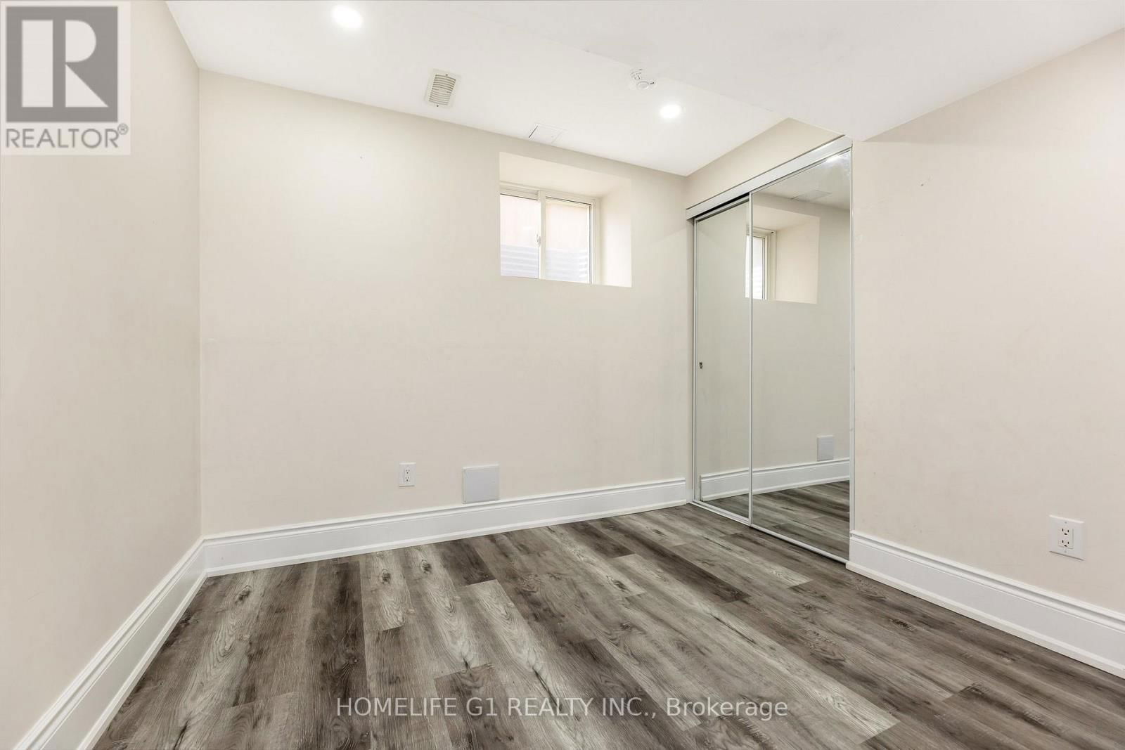 9 BRETHBY STREET Image 35
