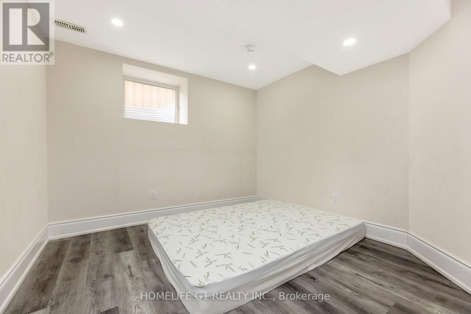 9 BRETHBY STREET Image 36