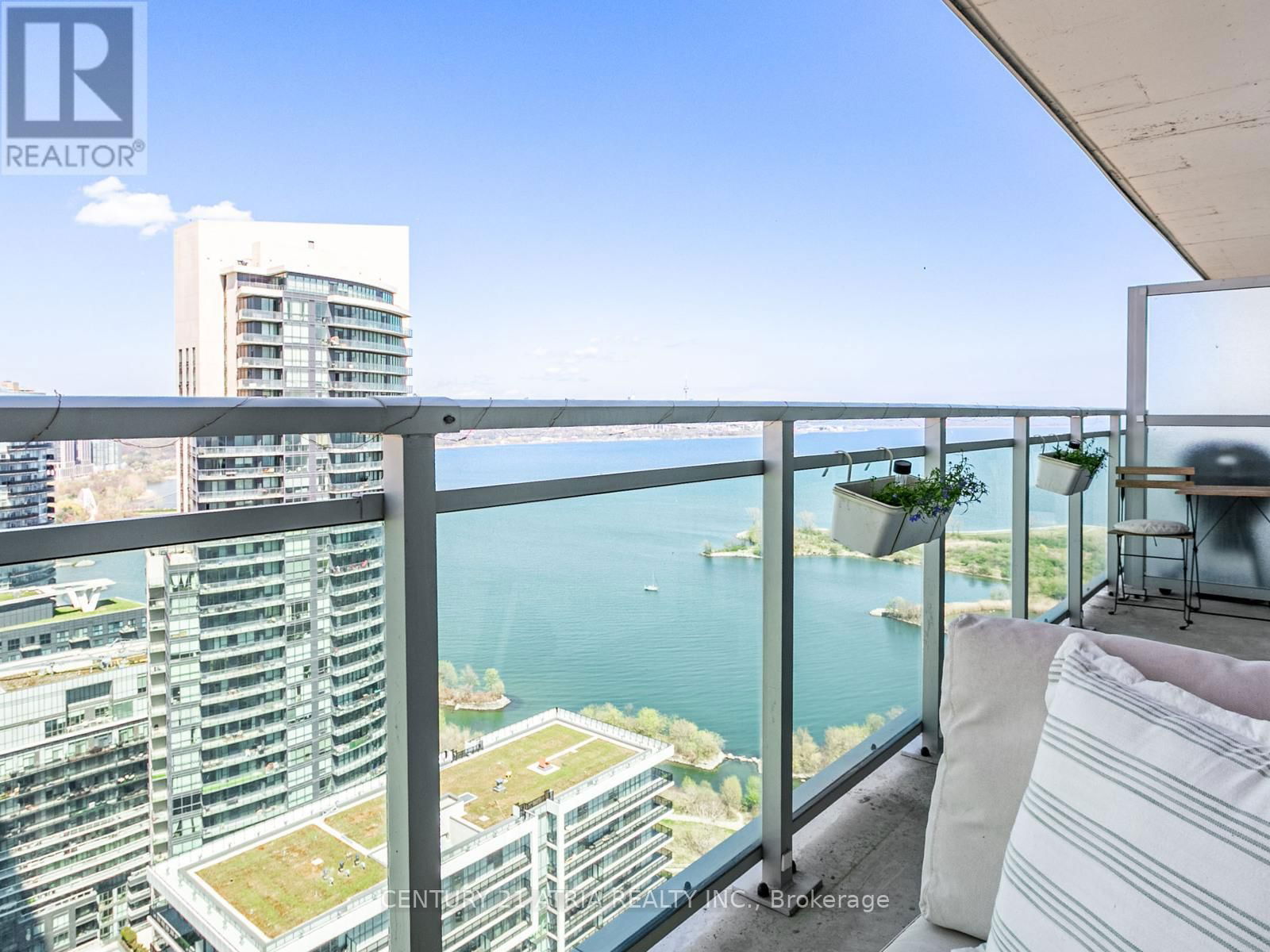 3208 - 33 SHORE BREEZE DRIVE Image 17