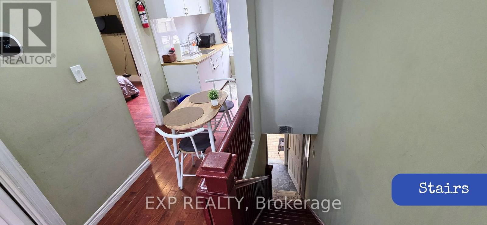 1562 JANE ST Image 12