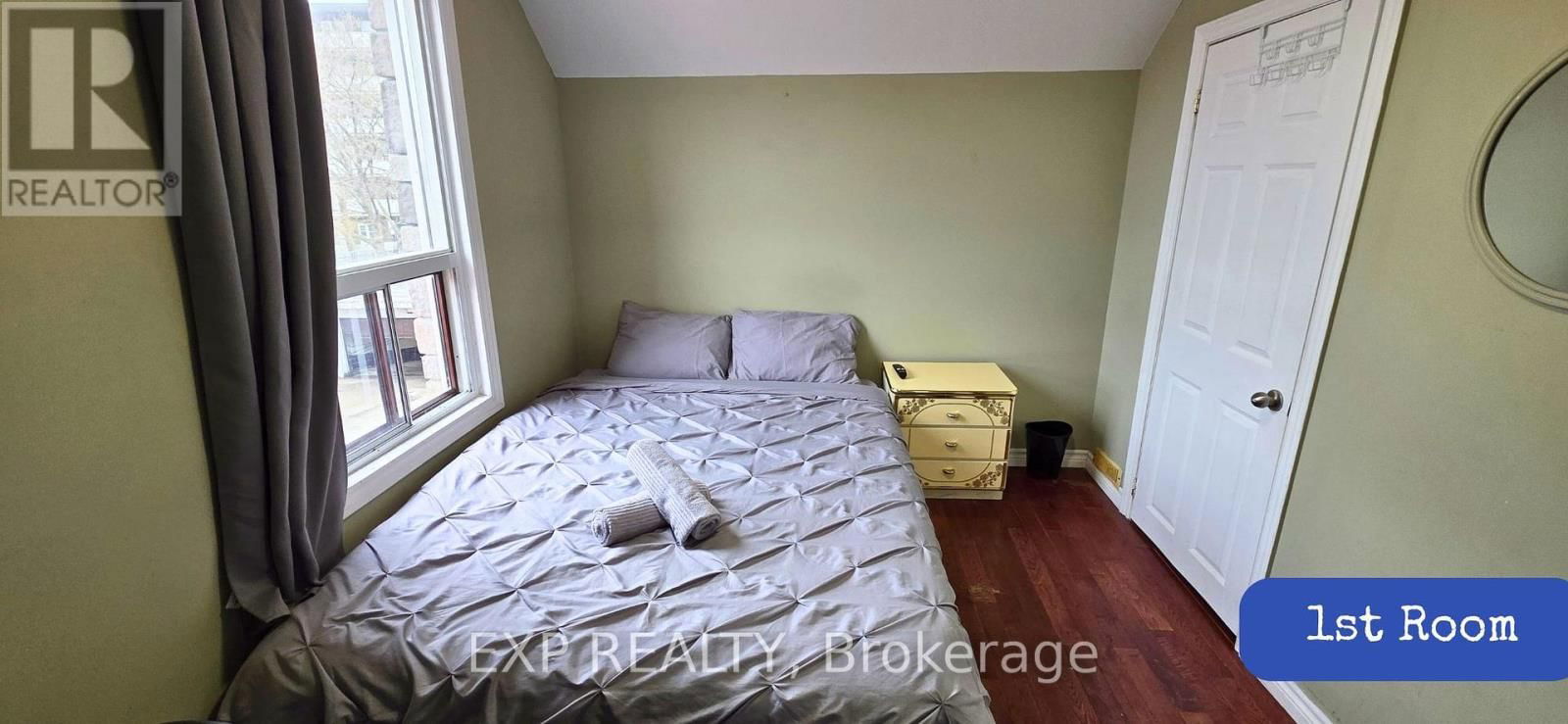 1562 JANE ST Image 18