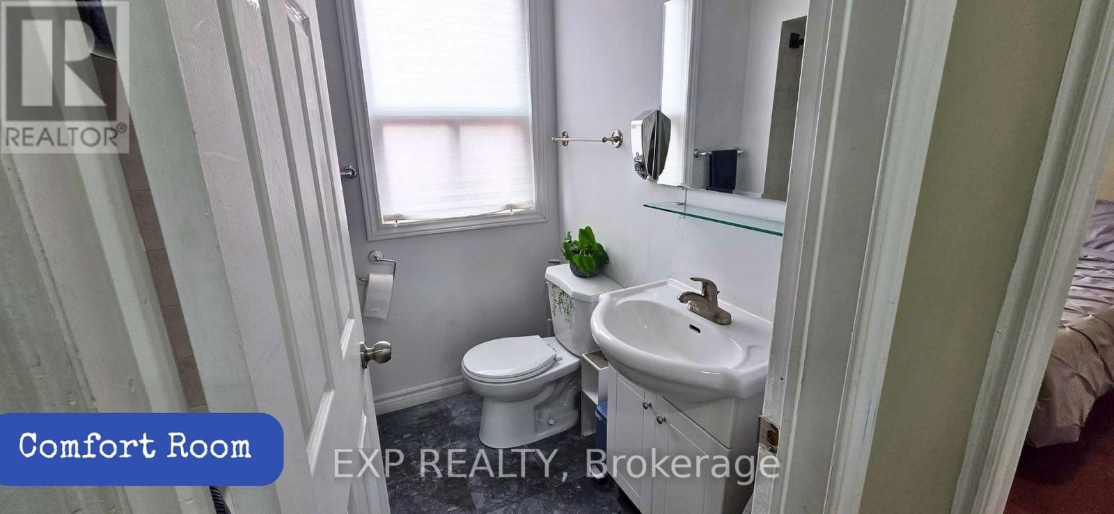 1562 JANE ST Image 24