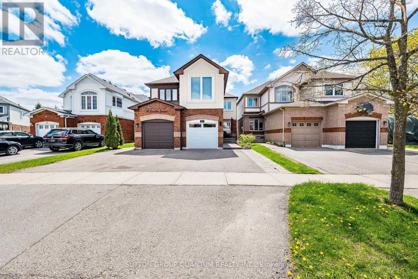 49 EMSLIE STREET Image 1