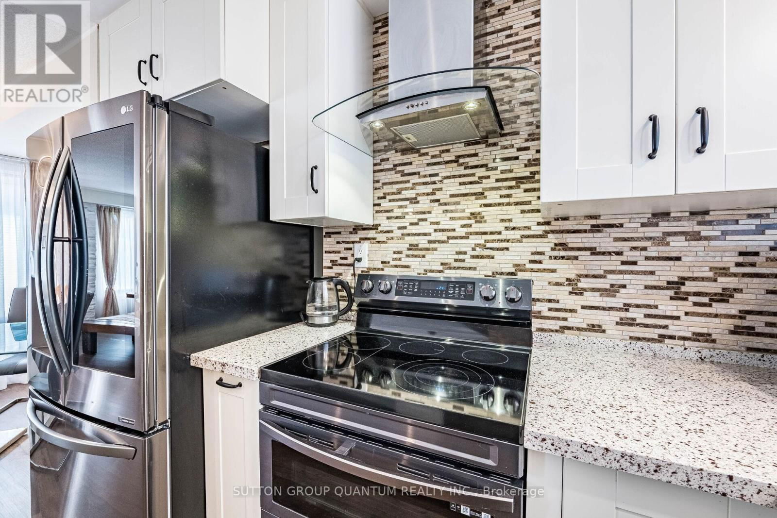 49 EMSLIE STREET Image 12