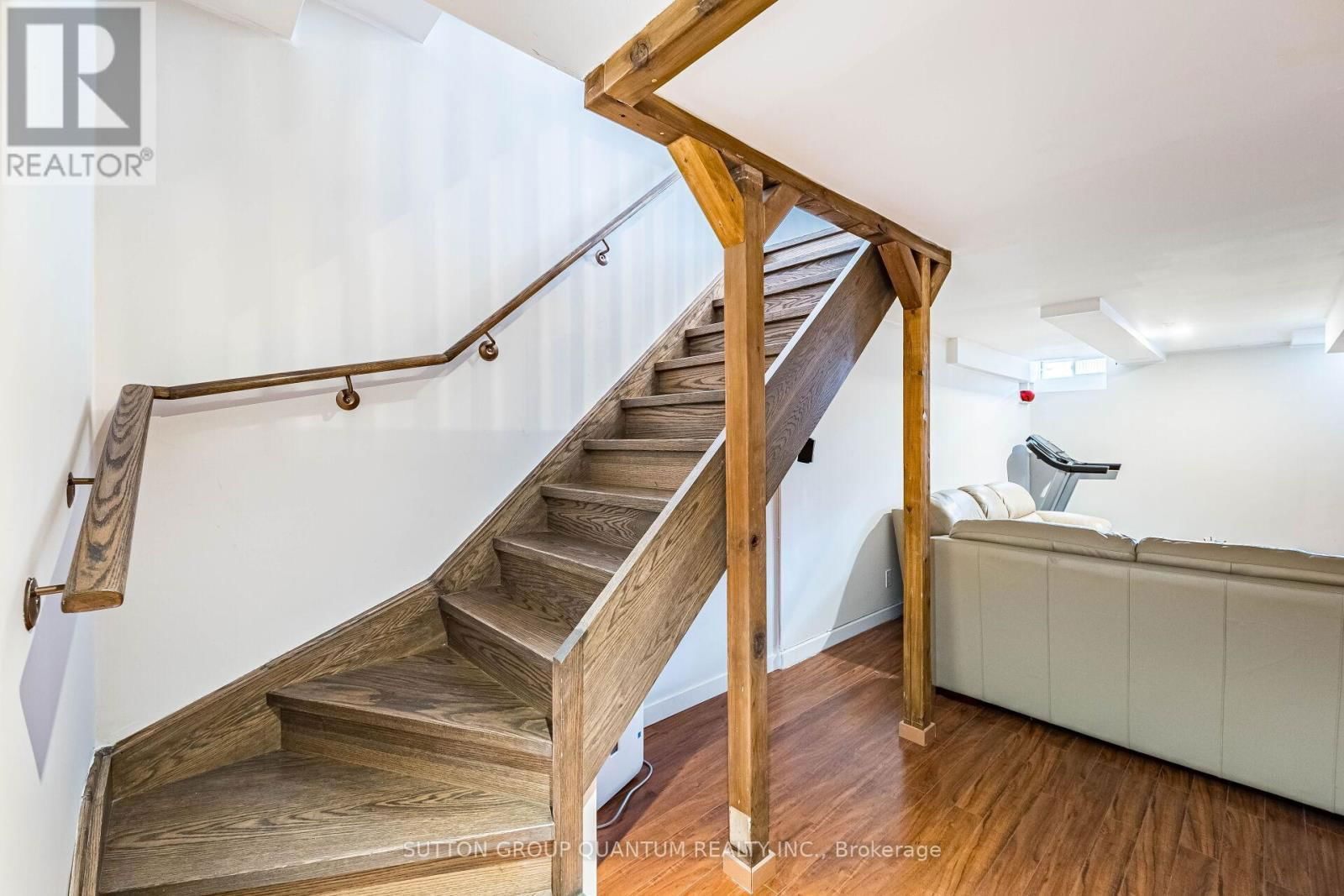 49 EMSLIE STREET Image 26