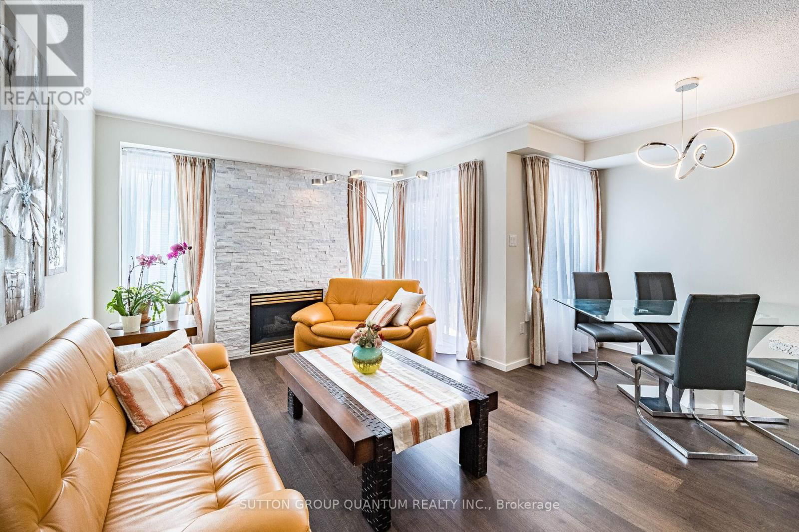 49 EMSLIE STREET Image 4