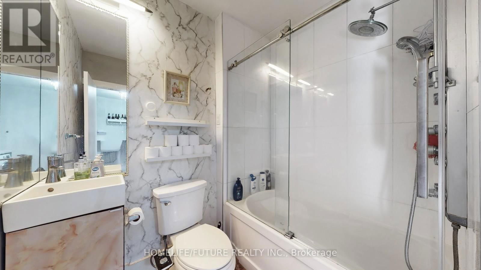 82 HEMAN STREET Image 15