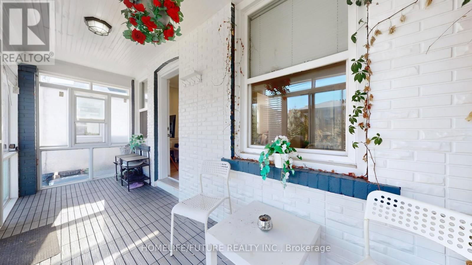 82 HEMAN STREET Image 16