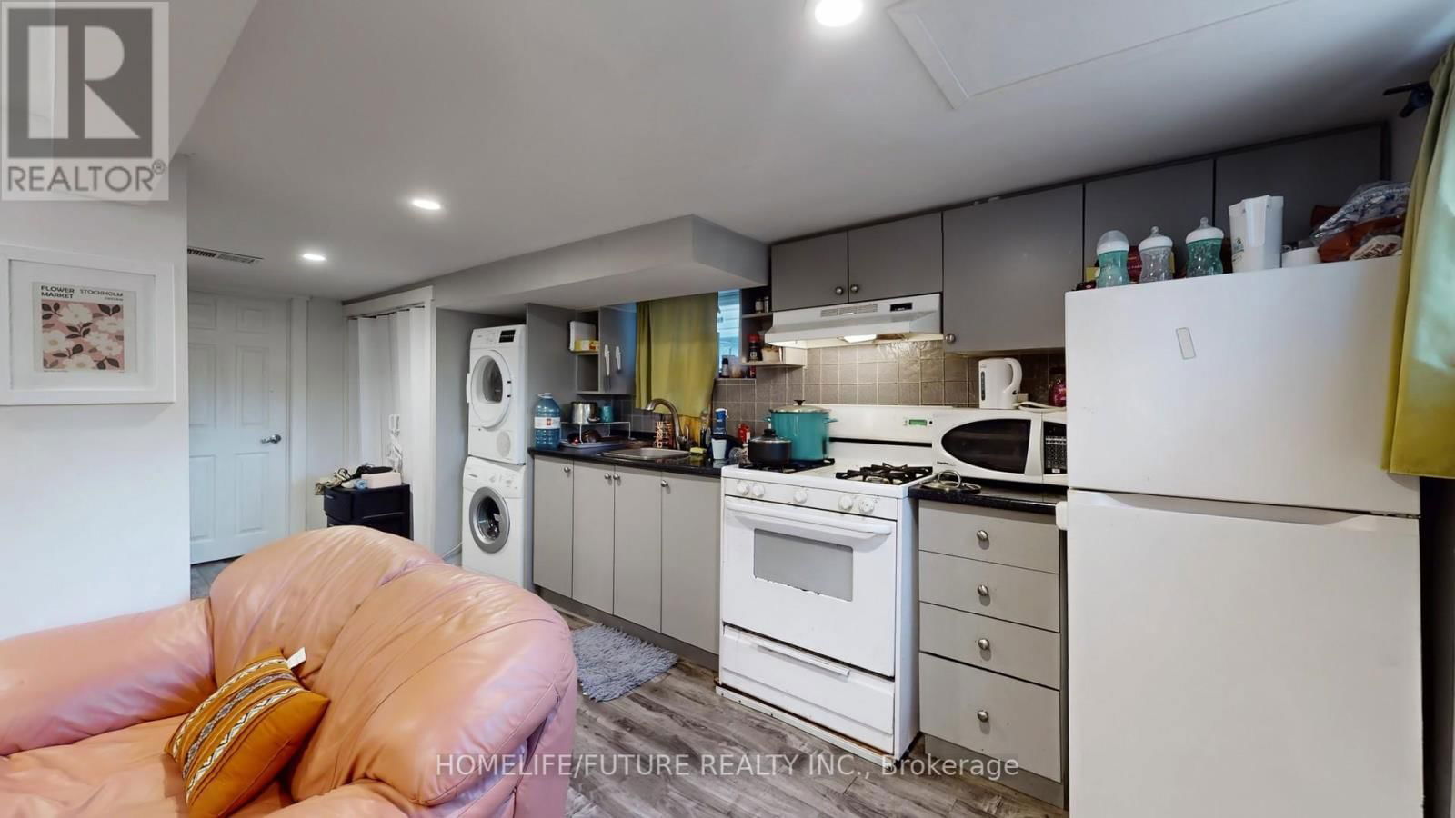 82 HEMAN STREET Image 21