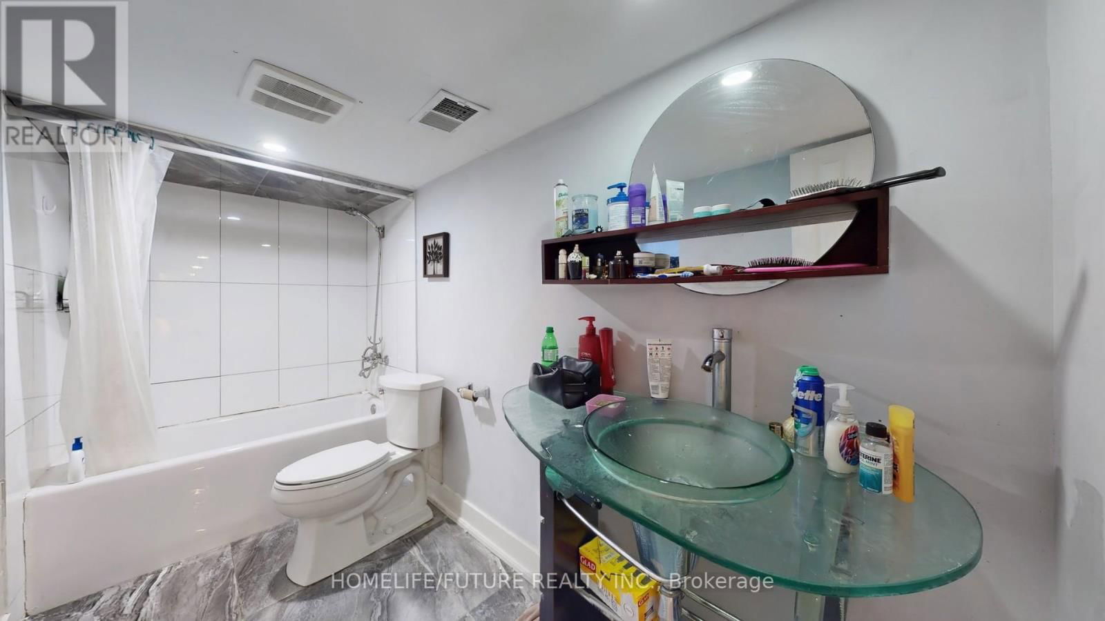 82 HEMAN STREET Image 24