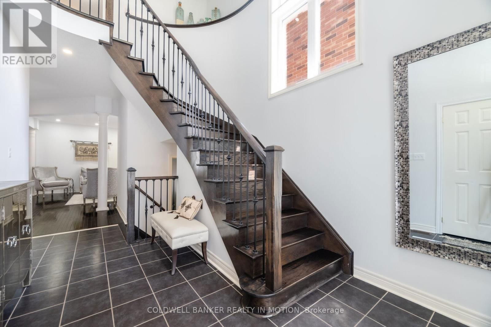 474 CEDRIC TERRACE Image 21