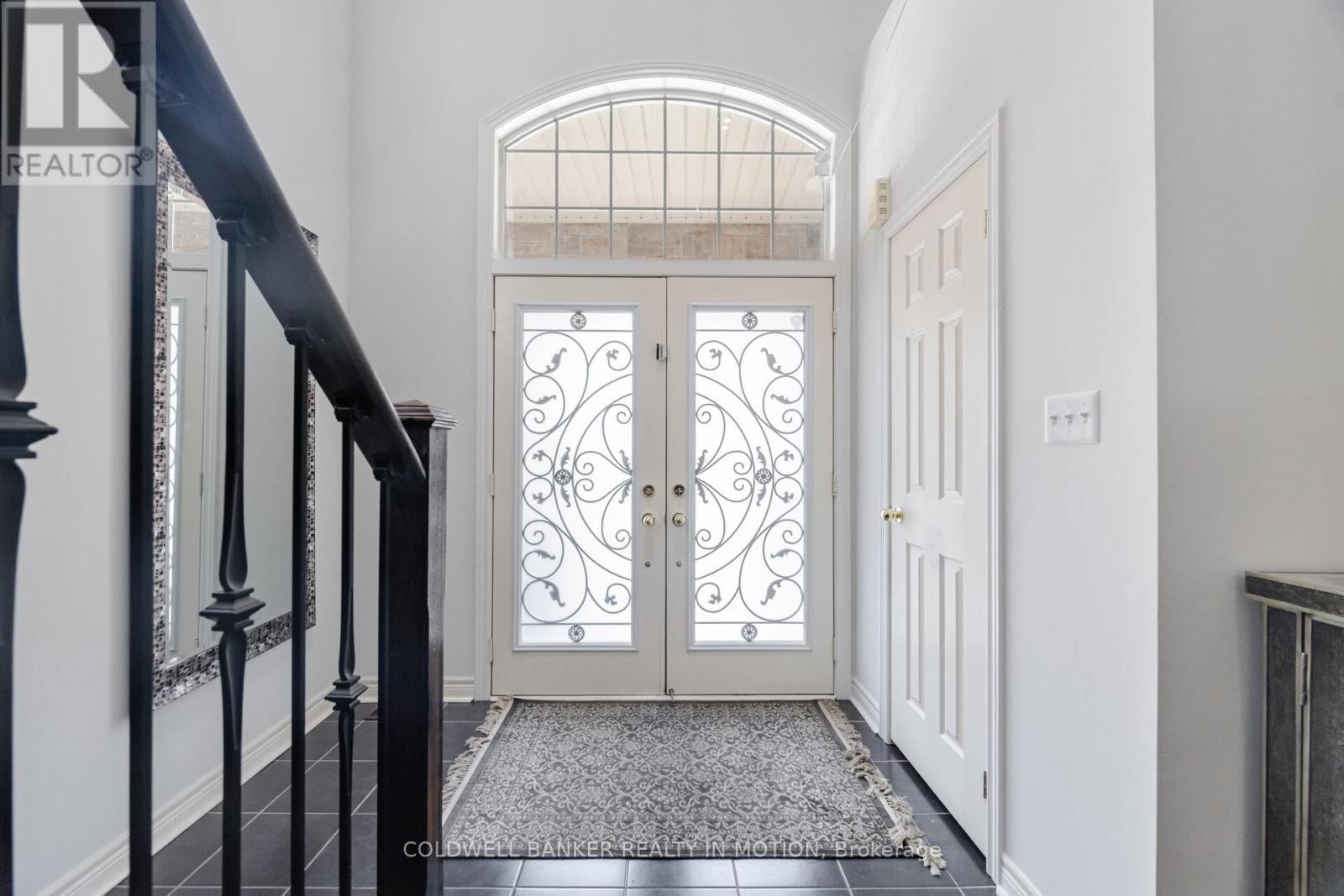 474 CEDRIC TERRACE Image 4