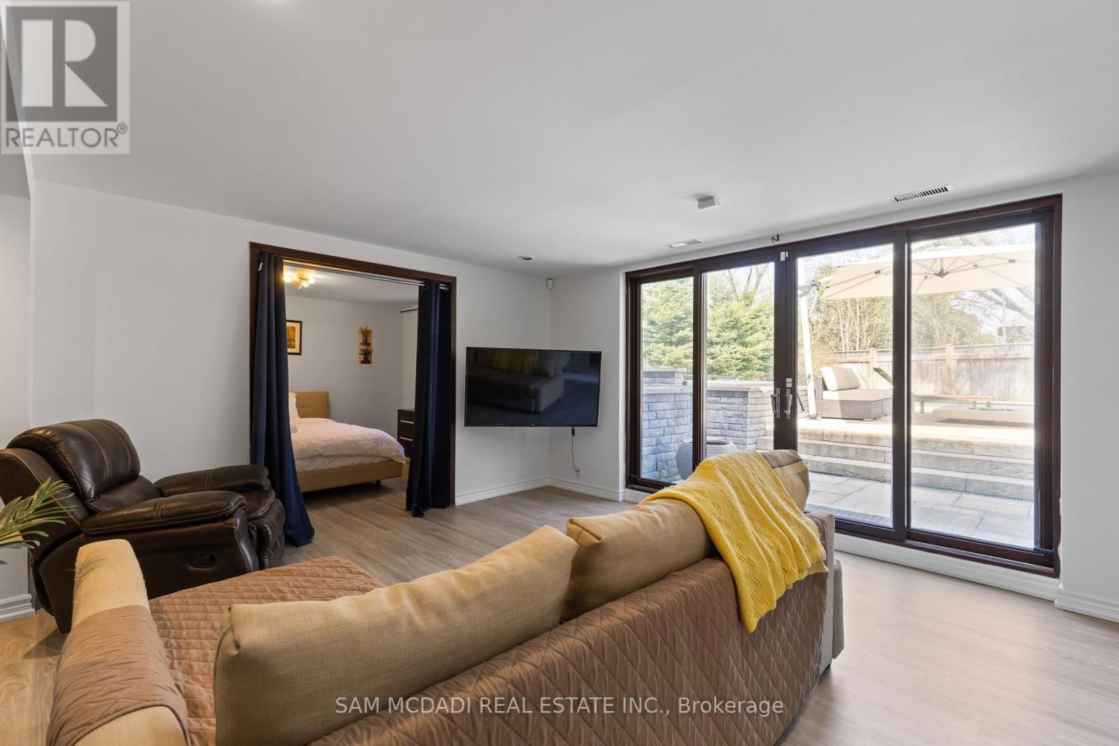 1333 WATESKA BOULEVARD Image 36