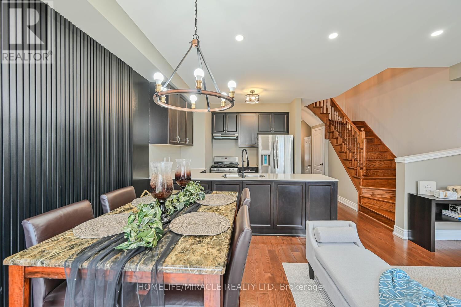 78 GOODSWAY TRAIL Image 12