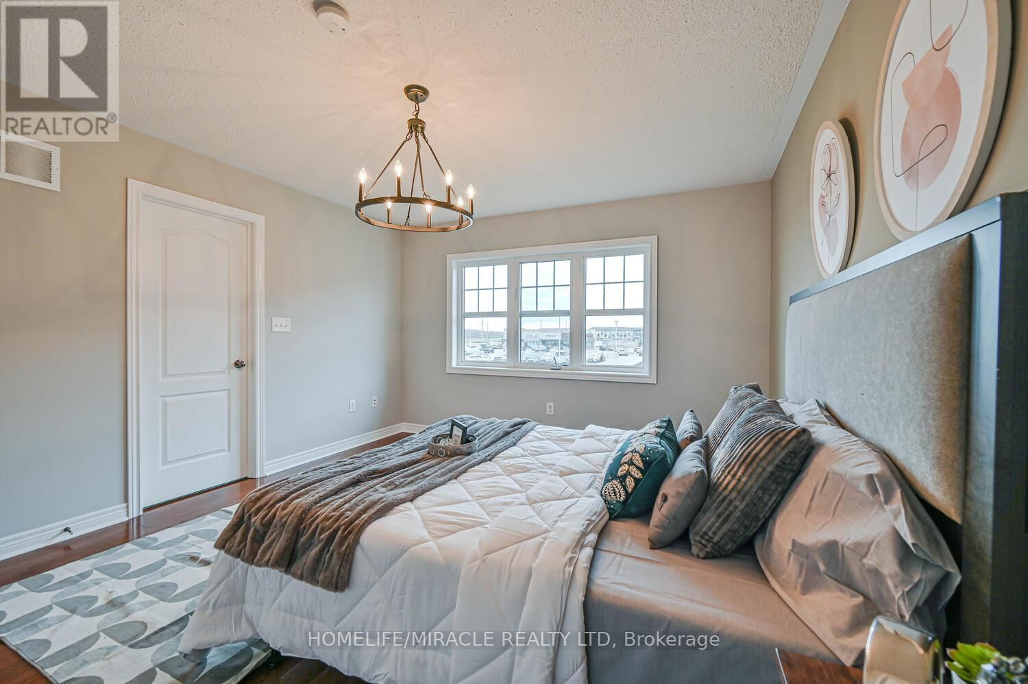 78 GOODSWAY TRAIL Image 29
