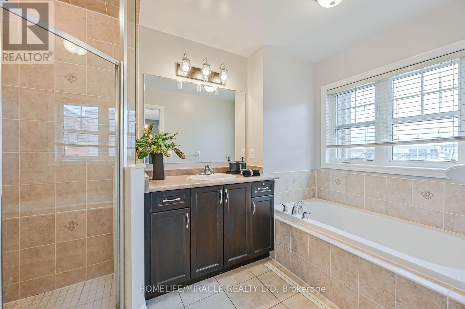 78 GOODSWAY TRAIL Image 30