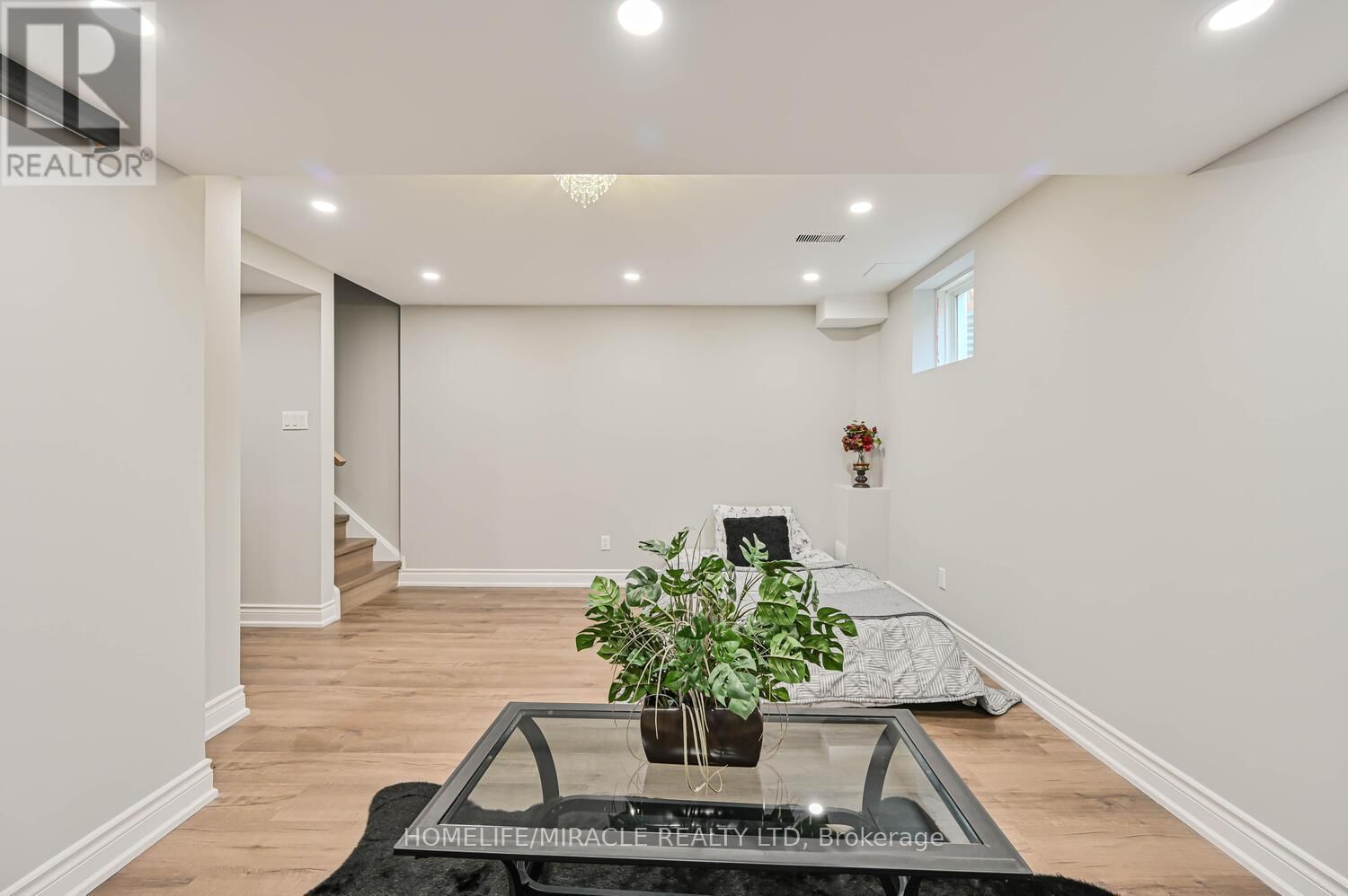 78 GOODSWAY TRAIL Image 44