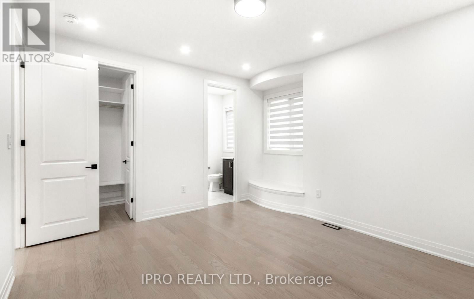 1364 AYMOND CRESCENT Image 29