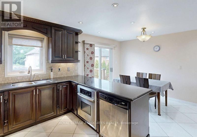 1461 DANIEL CREEK ROAD Image 11