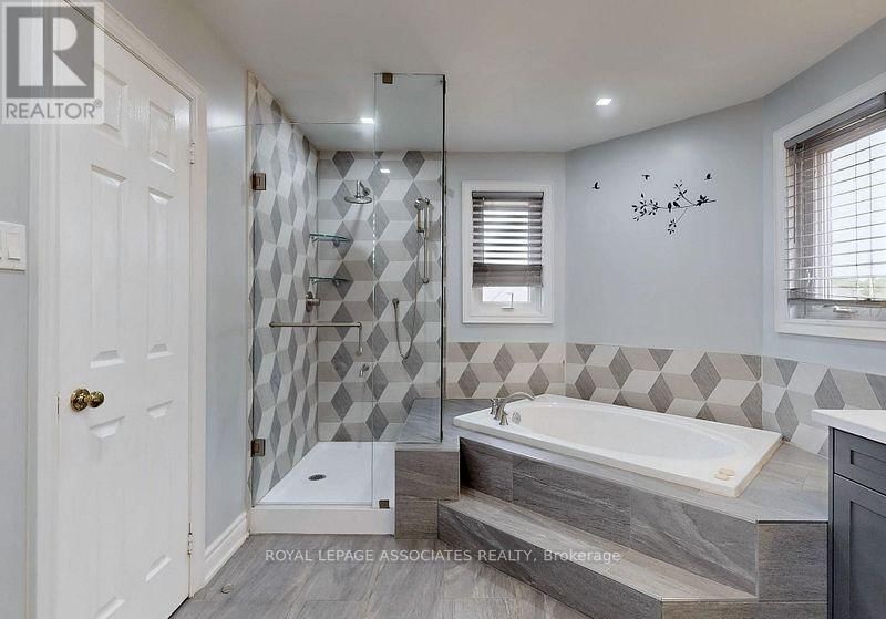 1461 DANIEL CREEK ROAD Image 23