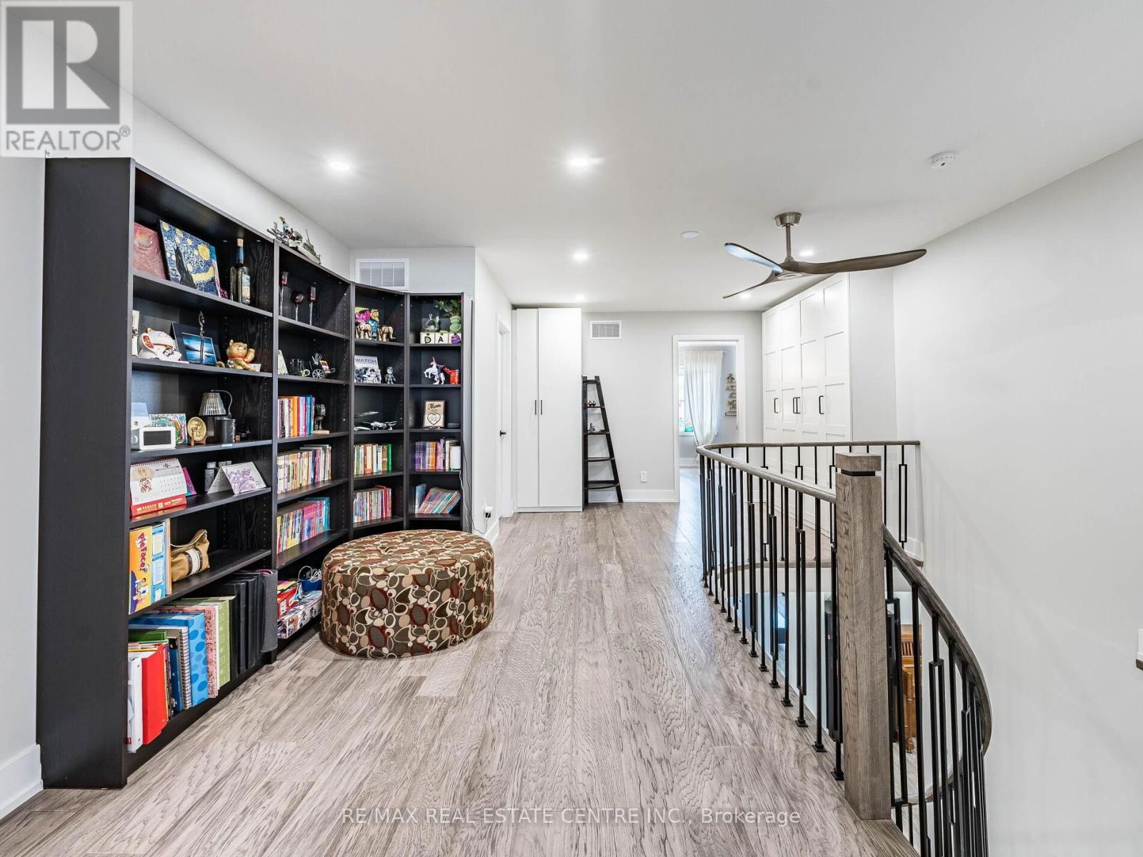 302 LEACOCK AVENUE Image 29