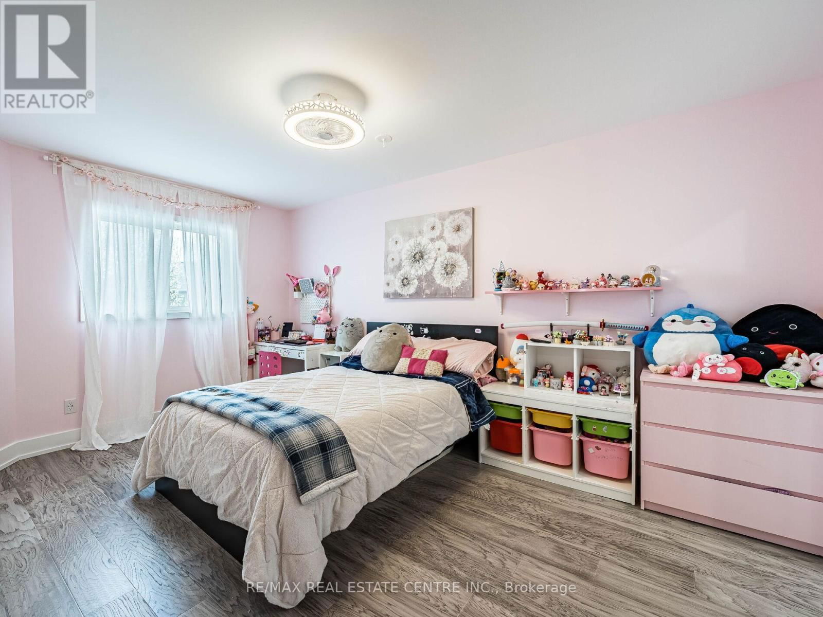 302 LEACOCK AVENUE Image 43