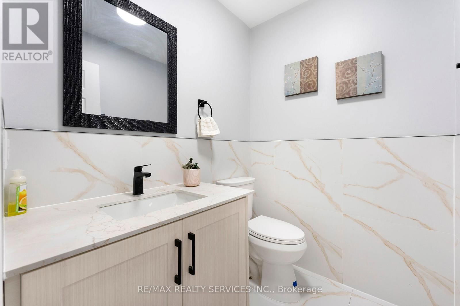 2511 PAULA COURT Image 16