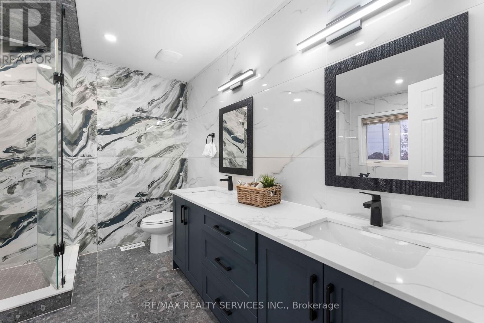 2511 PAULA COURT Image 23