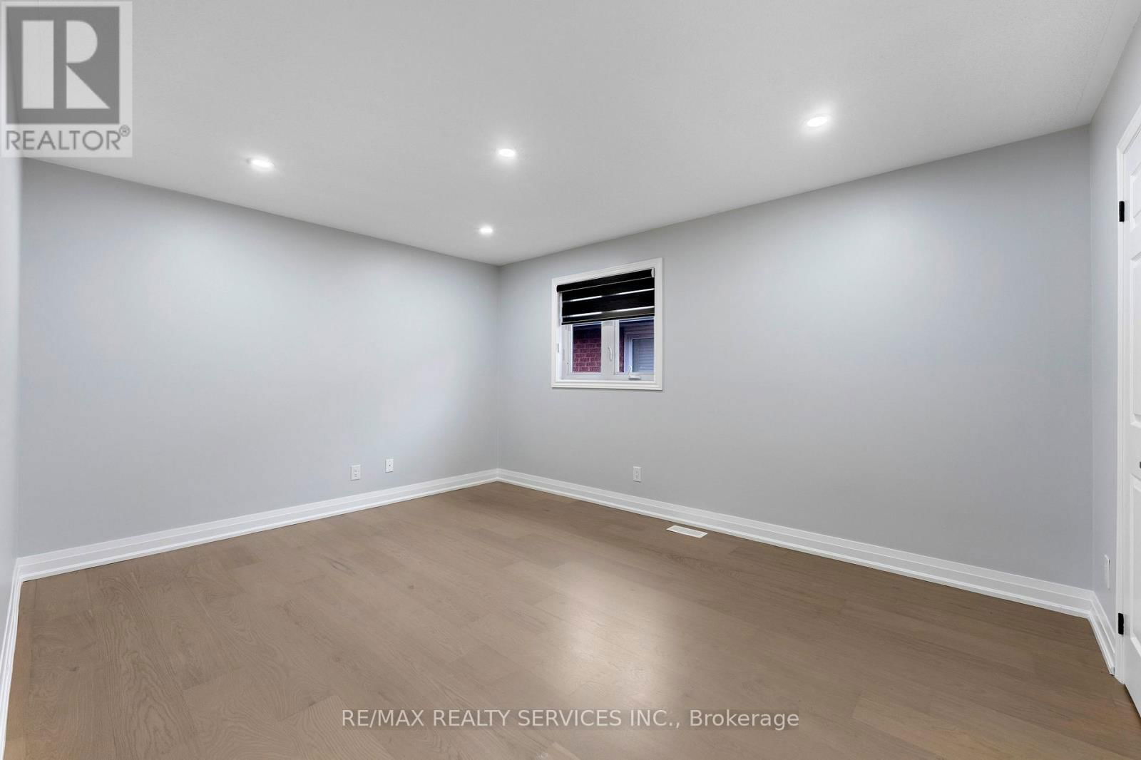 2511 PAULA COURT Image 31