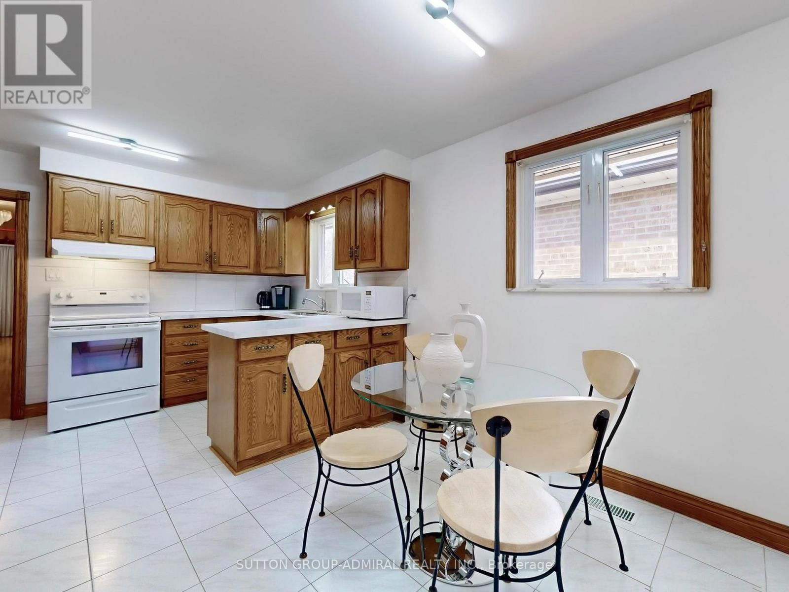 36 BLUEHAVEN CRESCENT Image 17