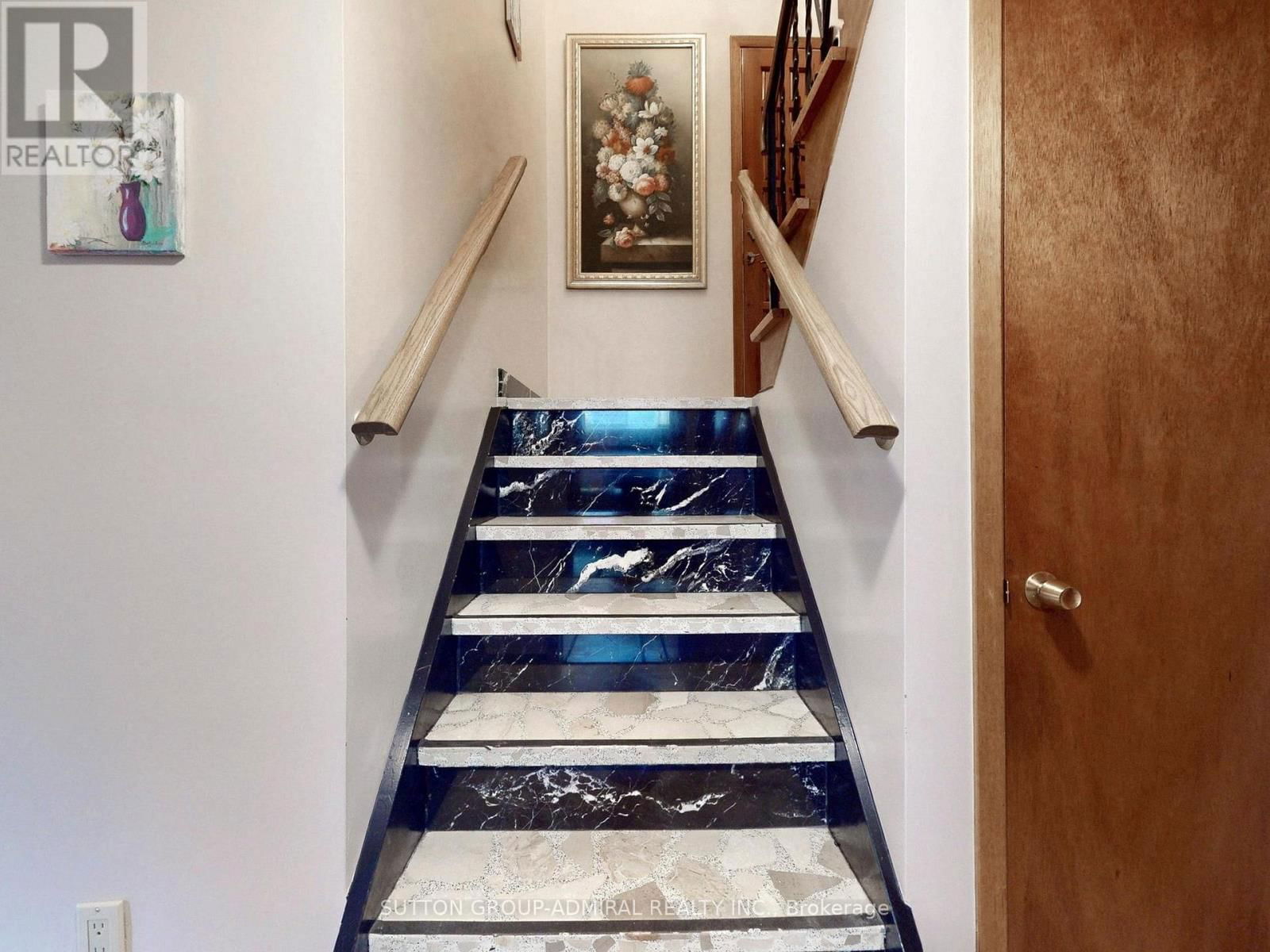 36 BLUEHAVEN CRESCENT Image 29