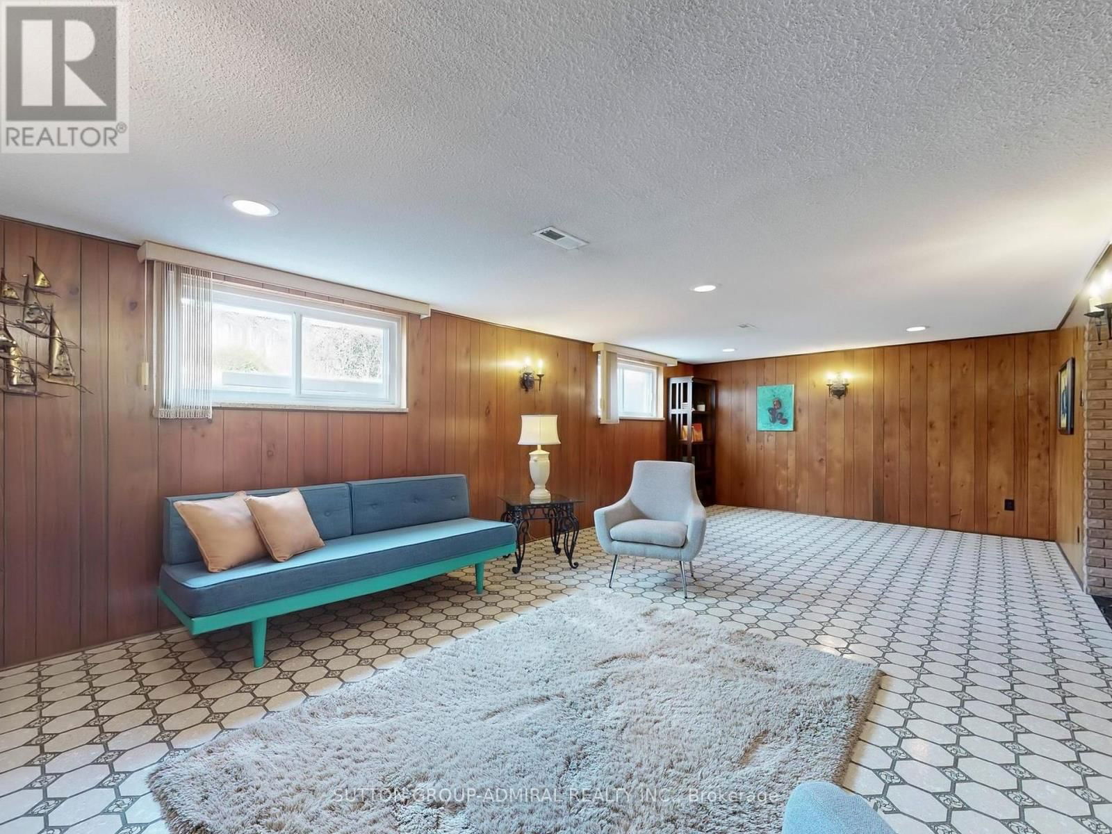 36 BLUEHAVEN CRESCENT Image 32