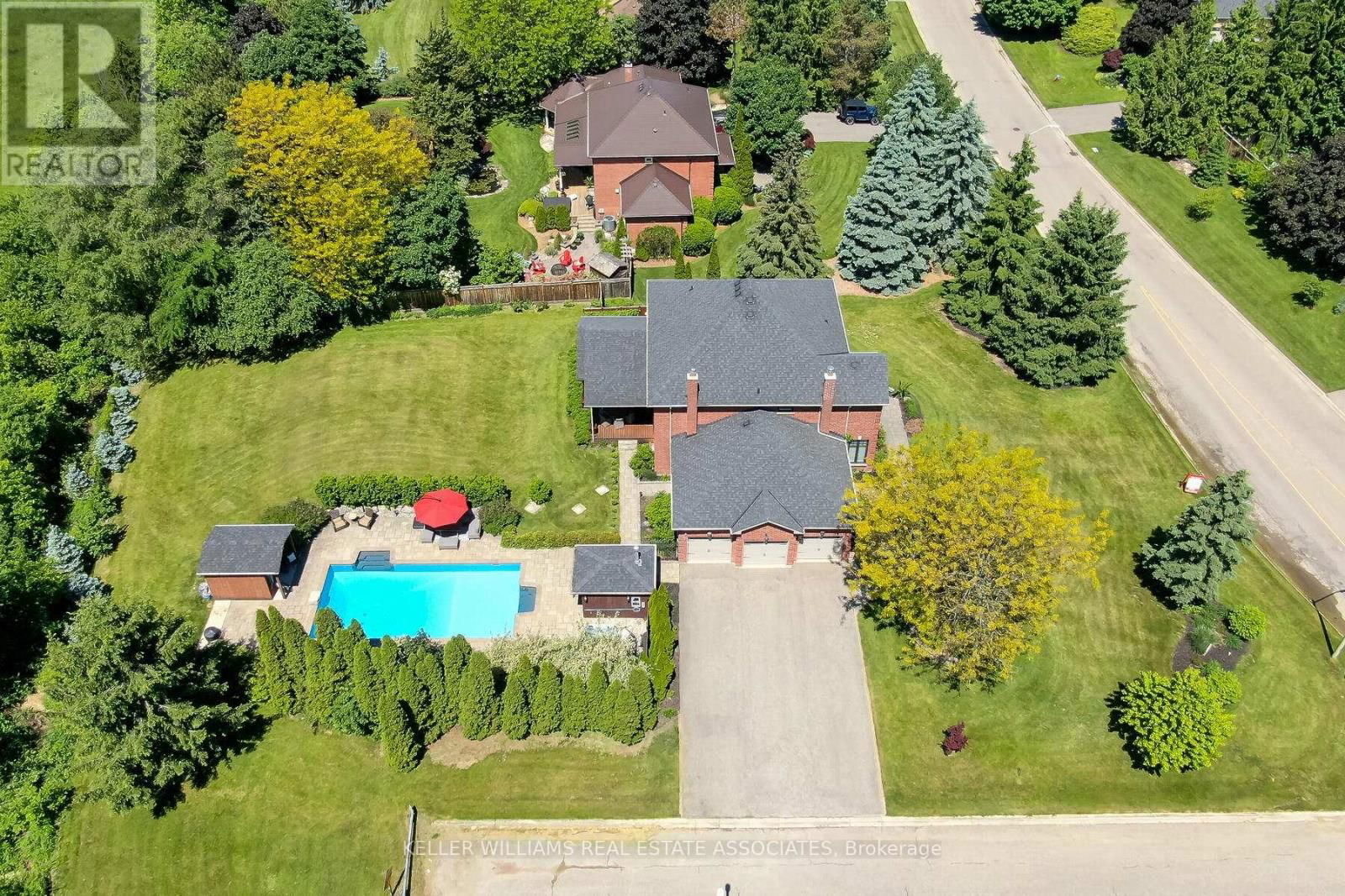 17 OAK RIDGE DRIVE Image 46