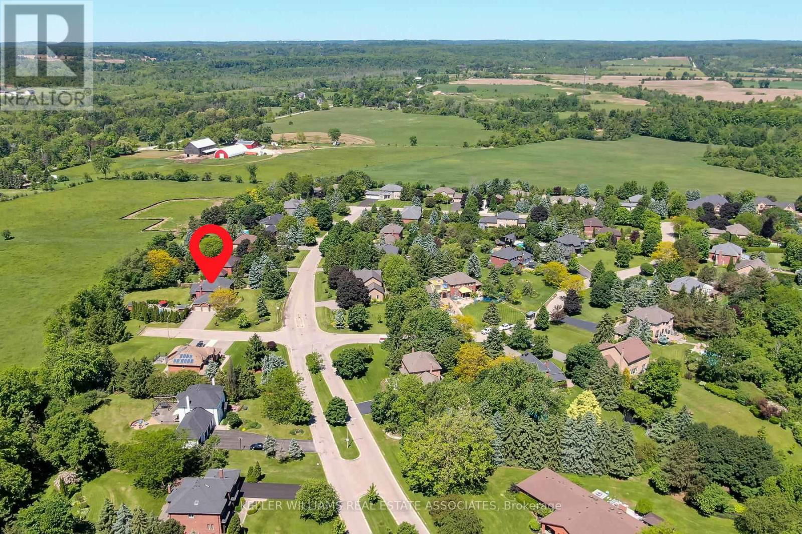 17 OAK RIDGE DRIVE Image 48