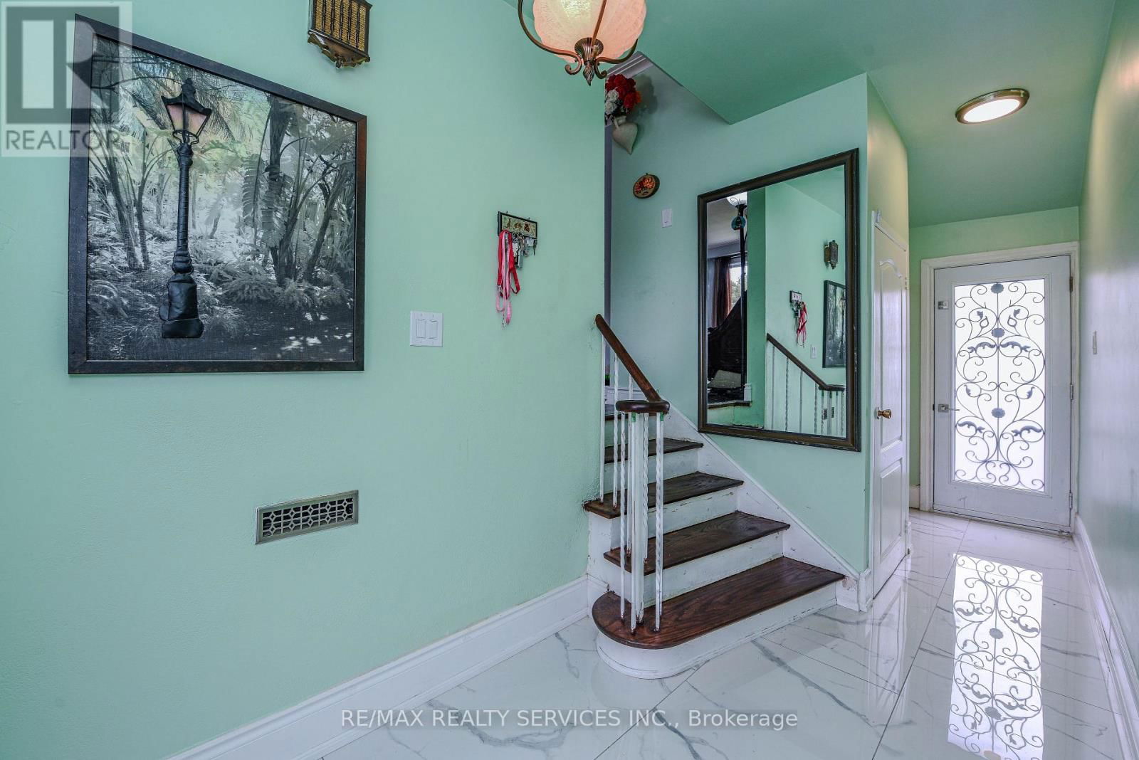 383 BARTLEY BULL PARKWAY Image 4