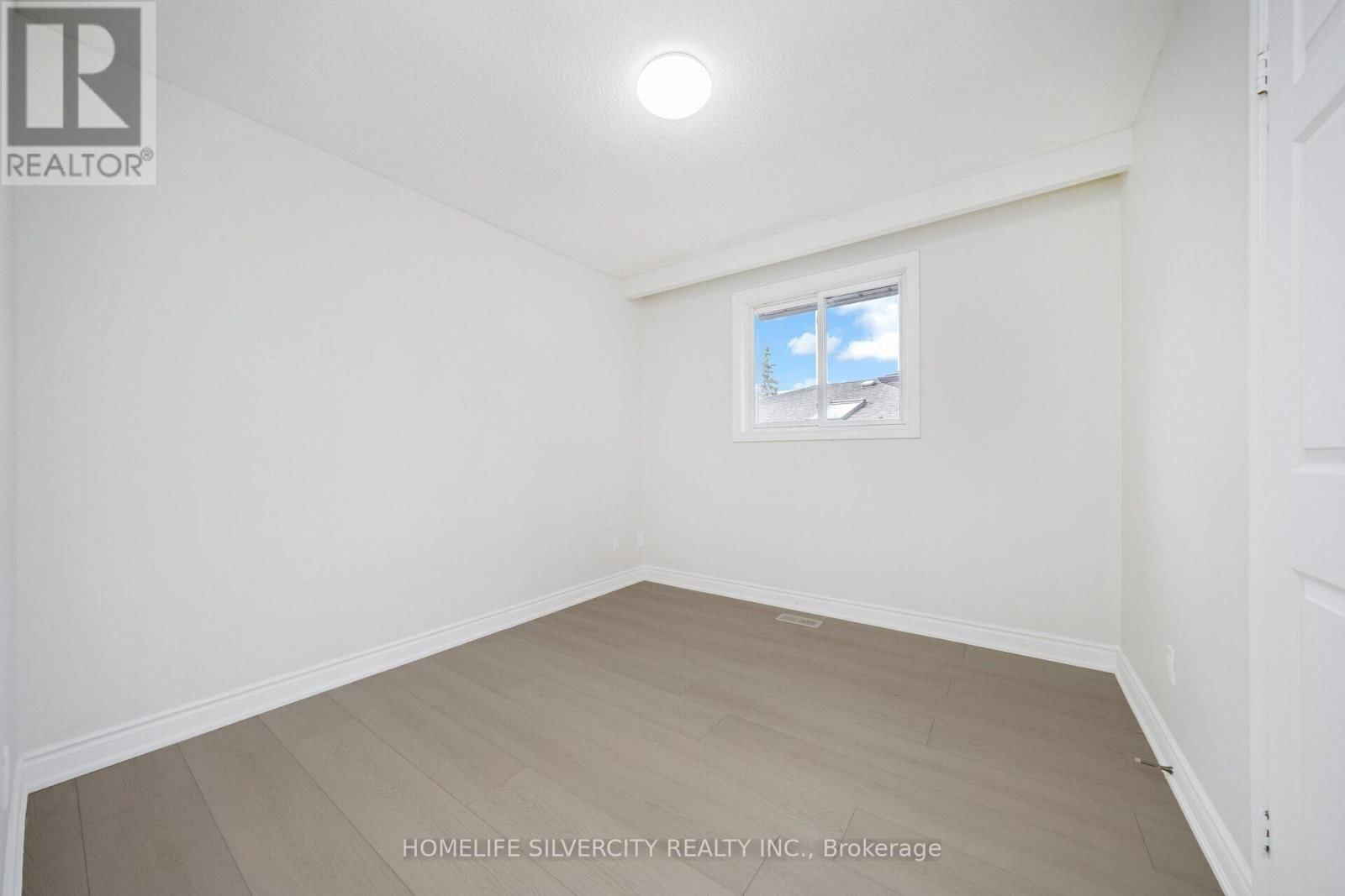 71 MASSEY STREET Image 25
