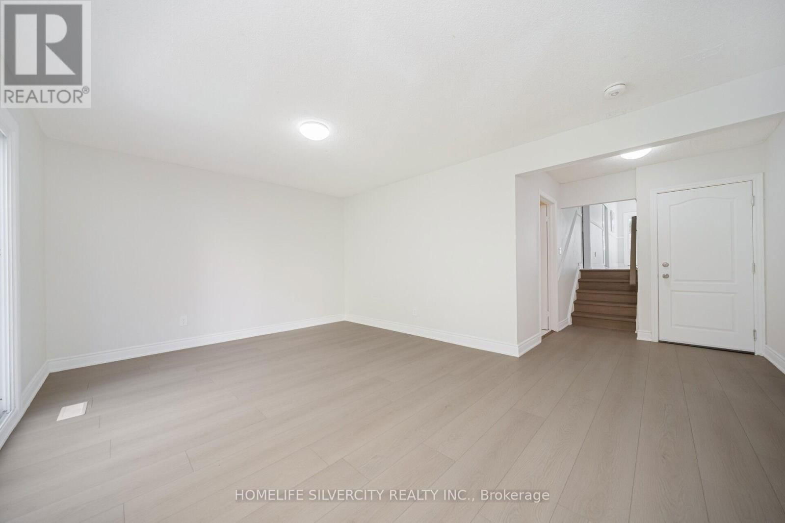 71 MASSEY STREET Image 30
