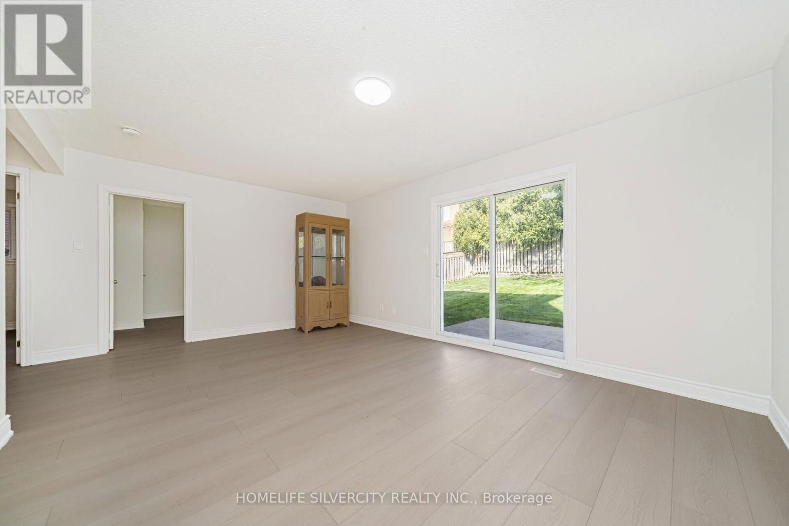 71 MASSEY STREET Image 31