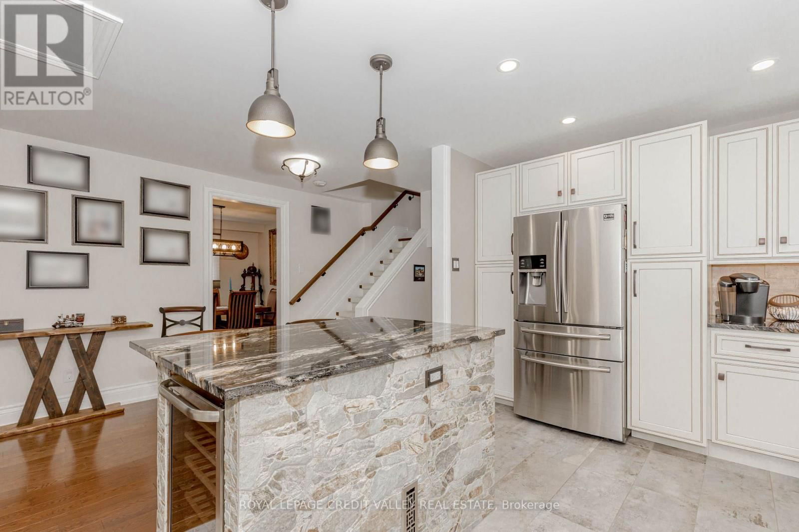 119 CONNAUGHT CRESCENT Image 14