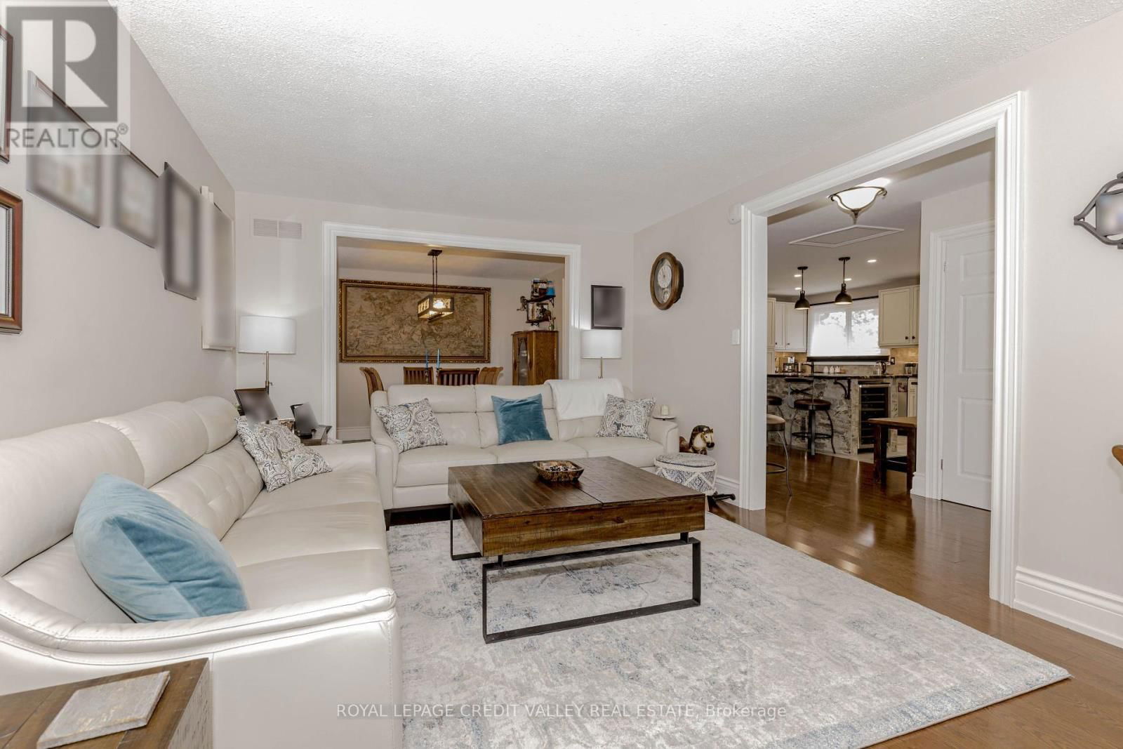 119 CONNAUGHT CRESCENT Image 17
