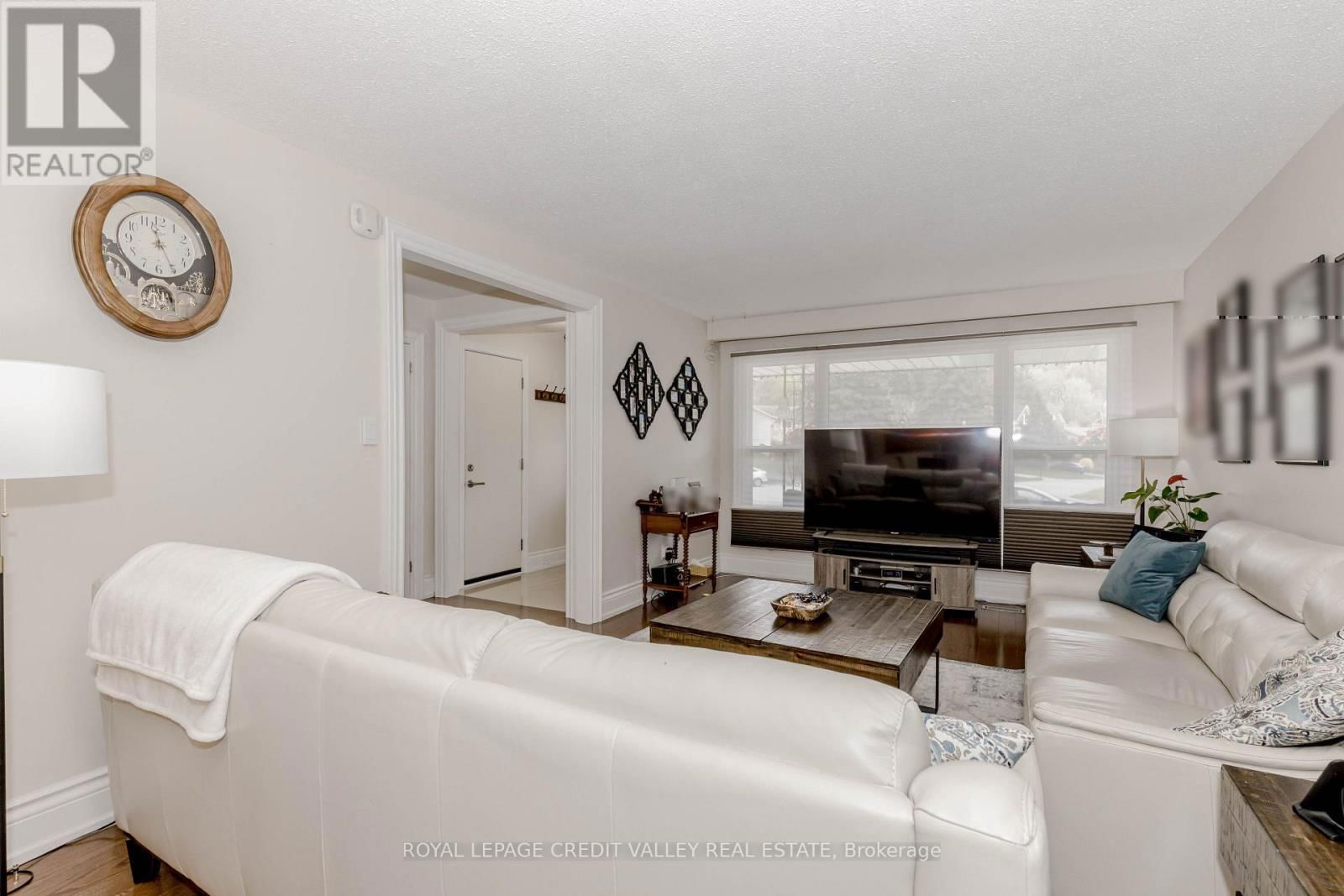 119 CONNAUGHT CRESCENT Image 18