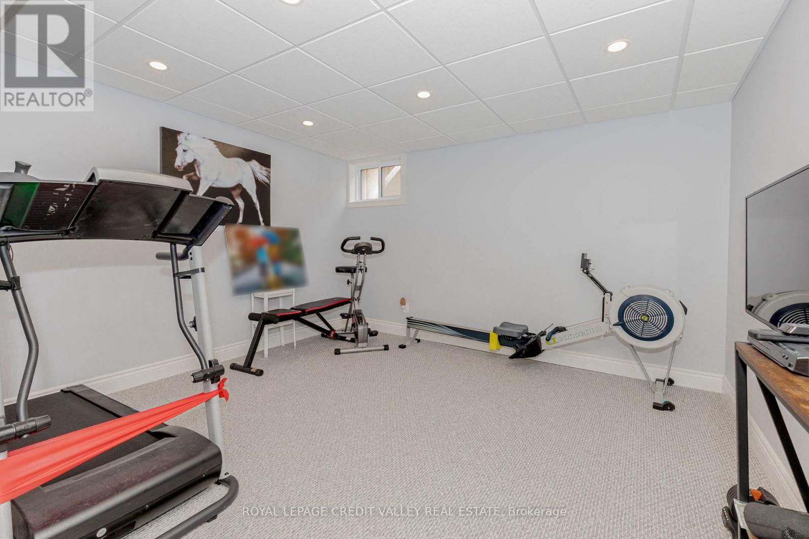 119 CONNAUGHT CRESCENT Image 38