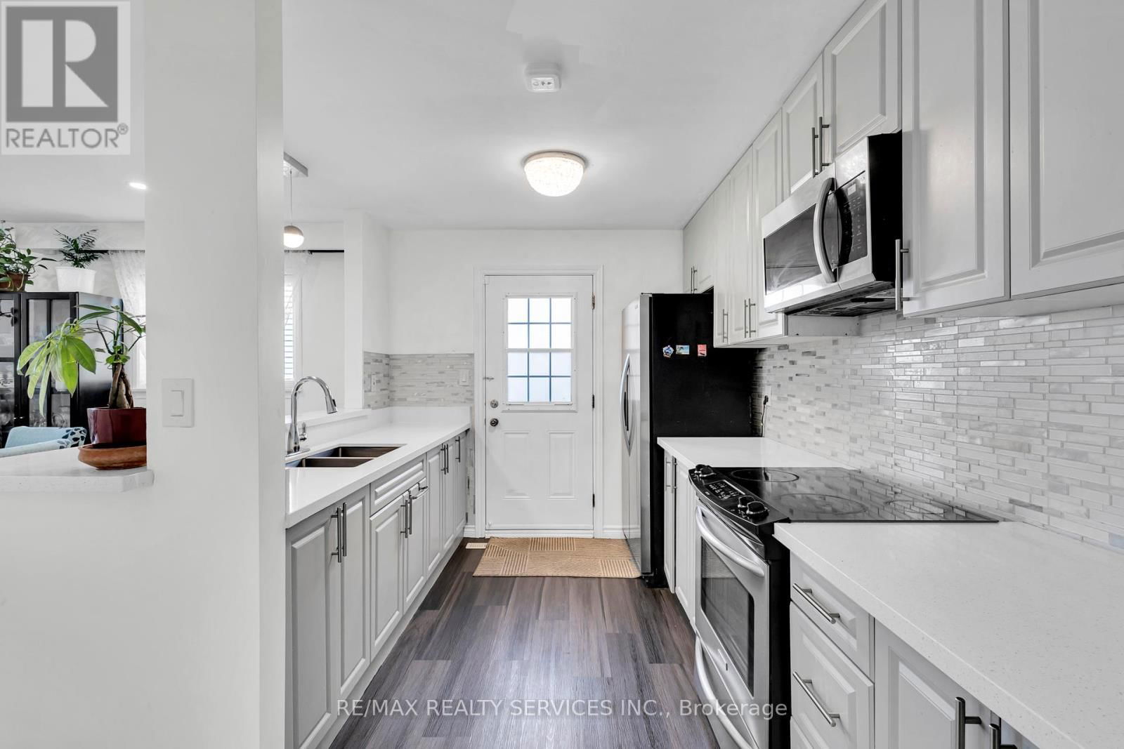 67 NORTHOVER STREET Image 15