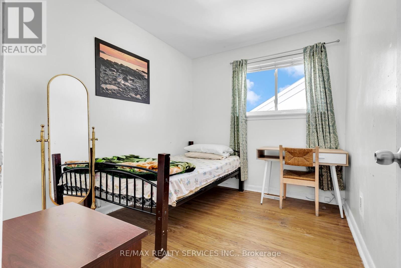67 NORTHOVER STREET Image 23