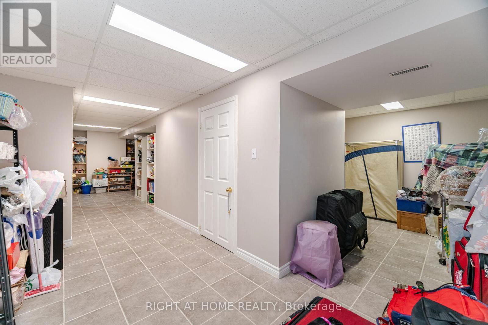 5253 PALOMAR CRESCENT Image 35